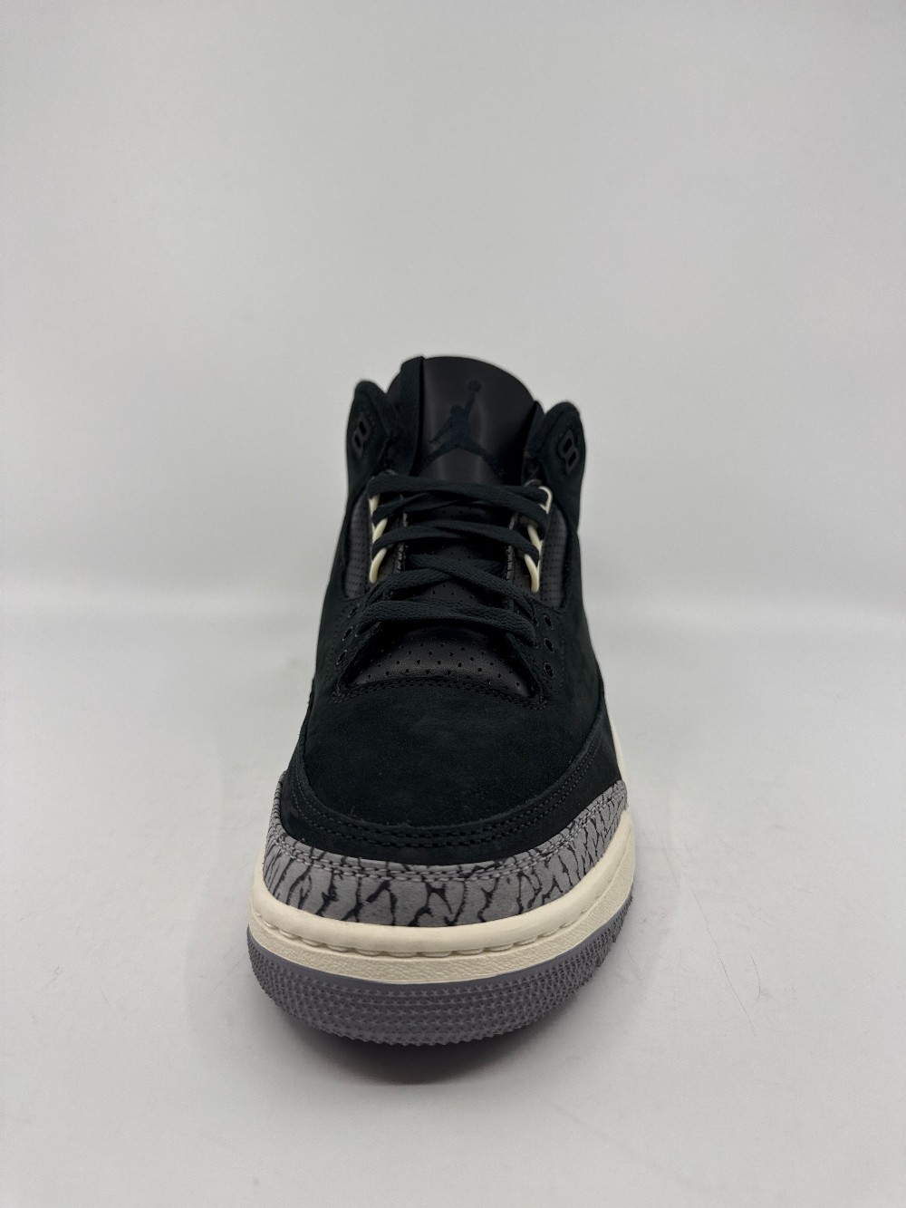 AJ 3 (W) - OFF NOIR