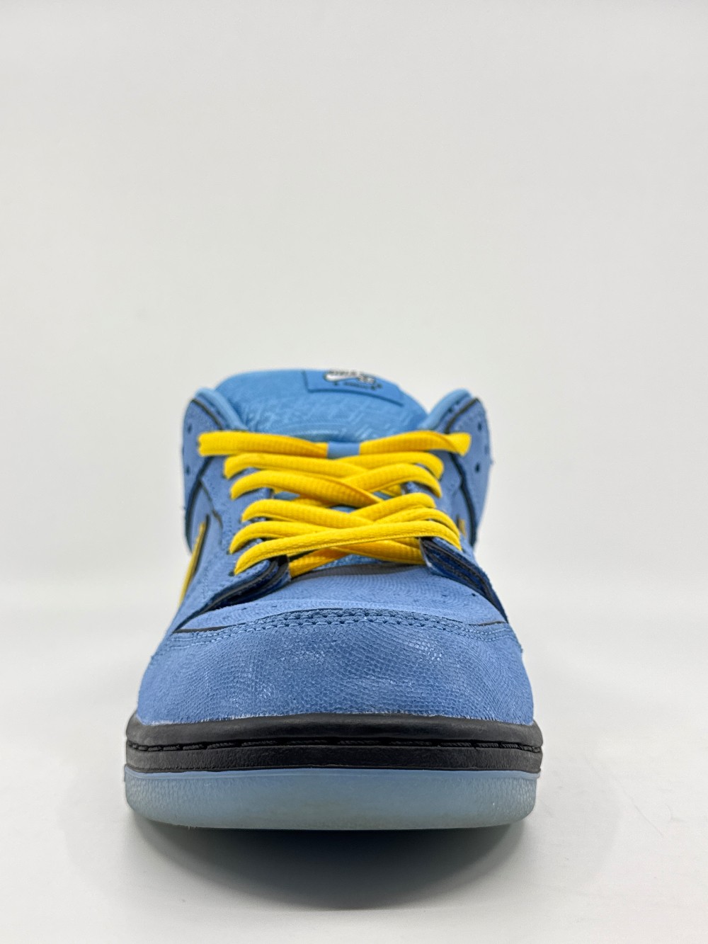 *USED* NIKE SB DUNK LOW - THE POWERPUFF GIRLS BUBBLES
