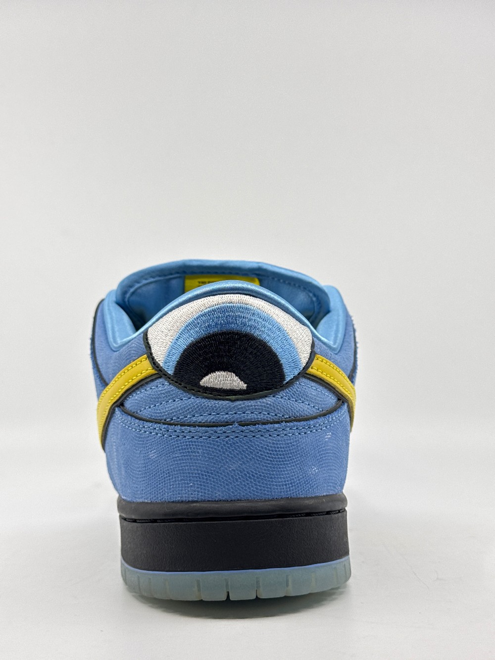*USED* NIKE SB DUNK LOW - THE POWERPUFF GIRLS BUBBLES