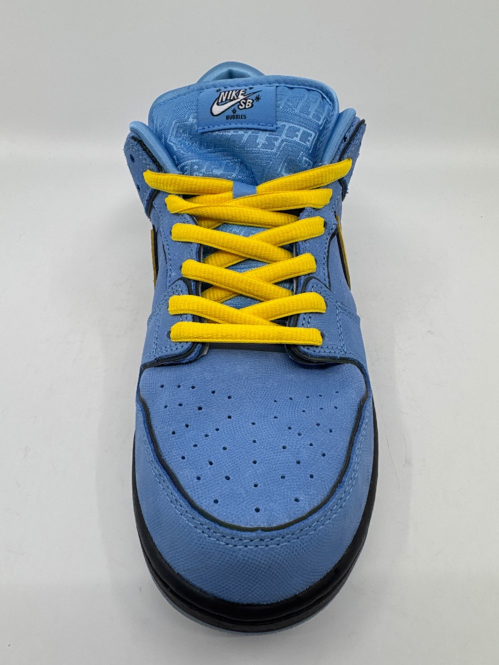 *USED* NIKE SB DUNK LOW - THE POWERPUFF GIRLS BUBBLES