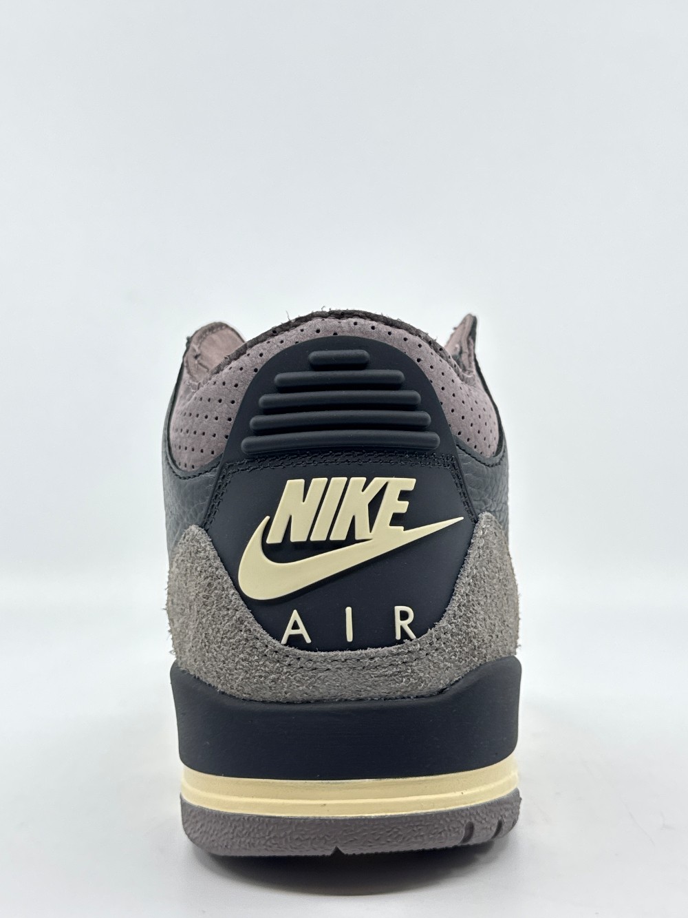 AJ 3 X A MA MANIERE (W) - WHILE YOU WERE SLEEPING