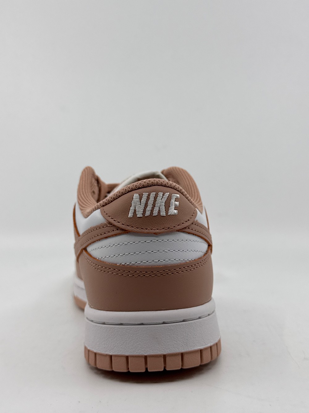 NIKE DUNK LOW (W) - ROSE WHISPER