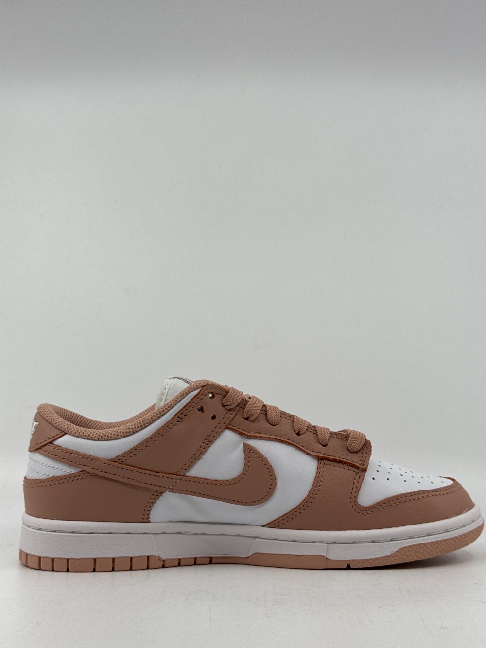 NIKE DUNK LOW (W) - ROSE WHISPER