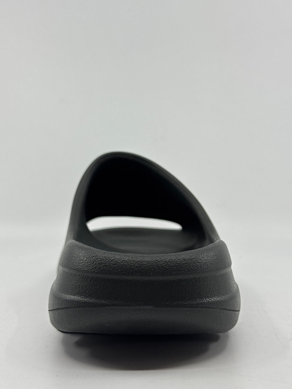 ADIDAS YEEZY SLIDE - DARK ONYX