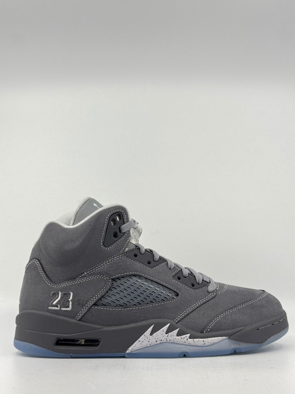 AJ 5 - WOLF GREY (2026)