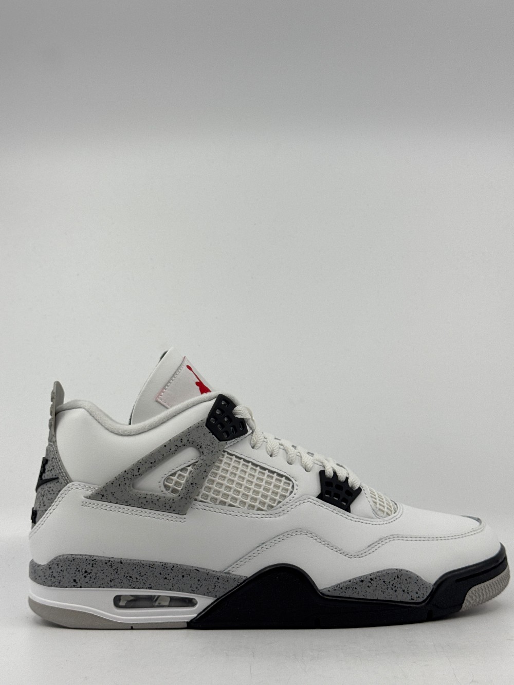 AJ 4 - WHITE CEMENT (2025)