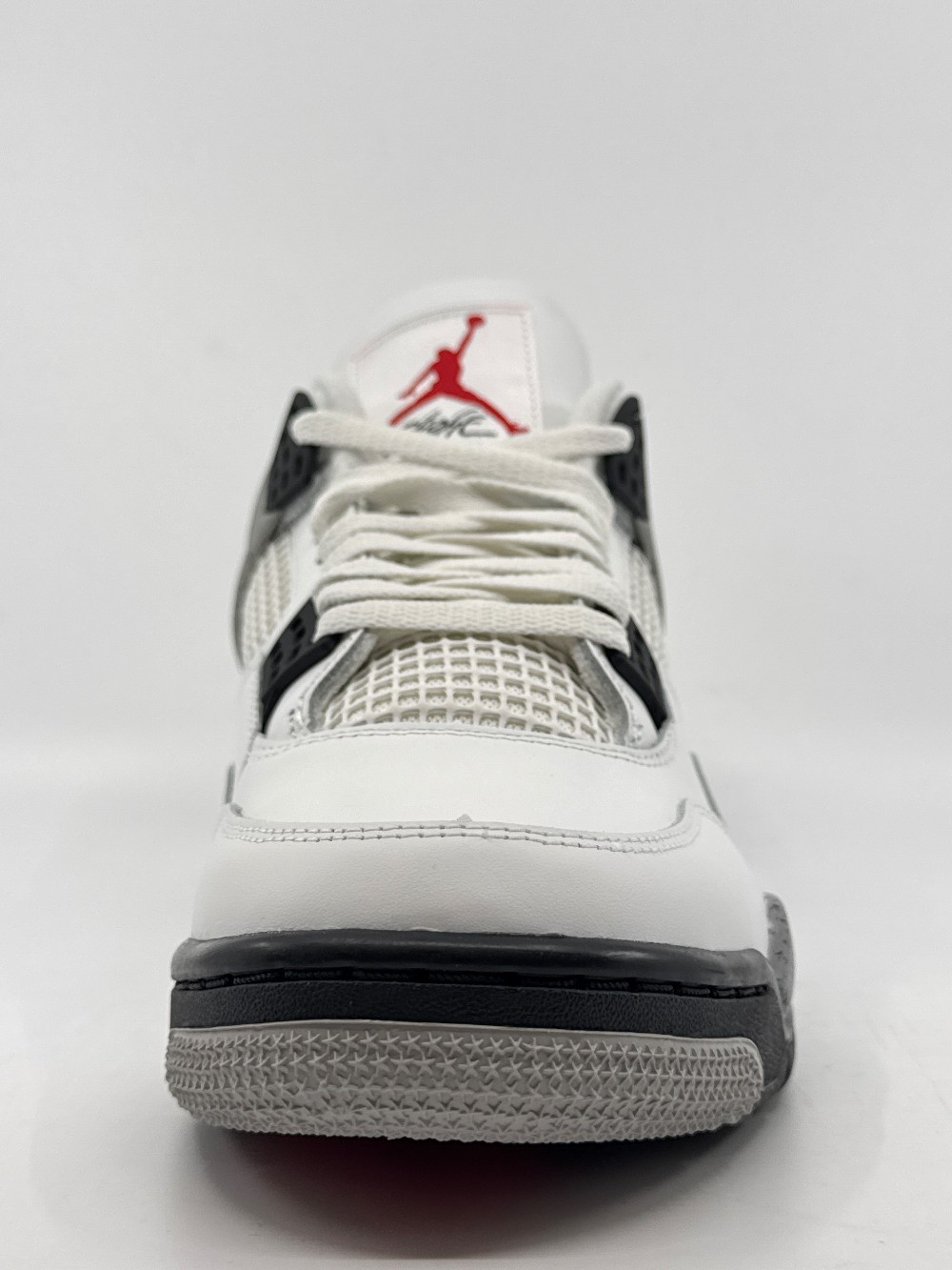 AJ 4 - WHITE CEMENT (2025)