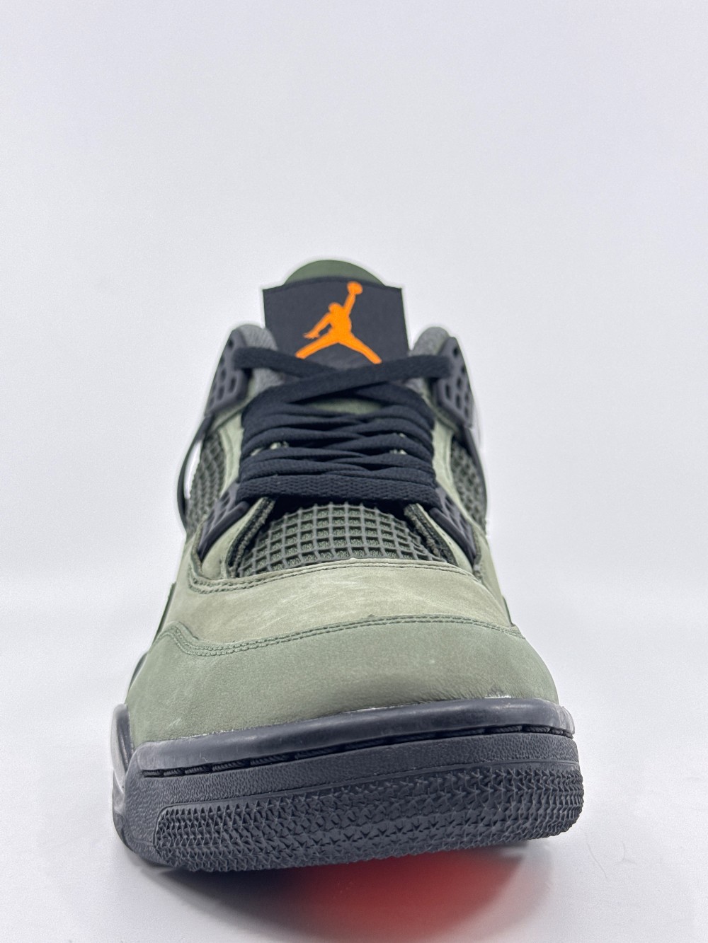 AJ 4 - UNDEFEATED (2025)
