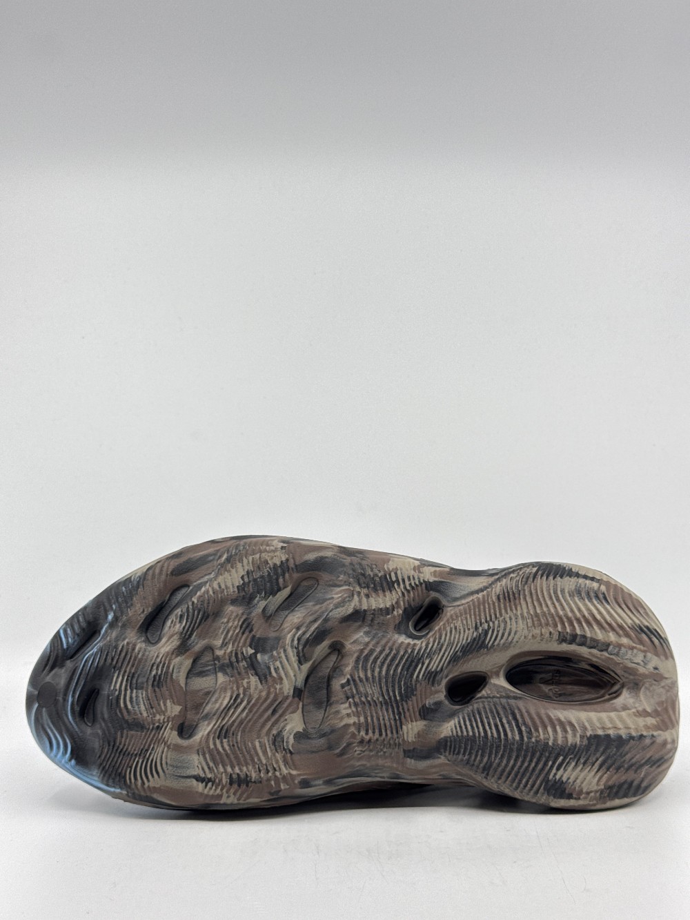 YEEZY FOAM RUNNER - MX CINDER