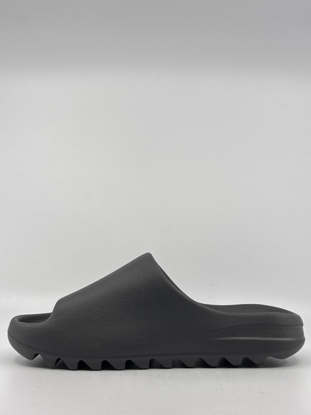 ADIDAS YEEZY SLIDE - GRANITE