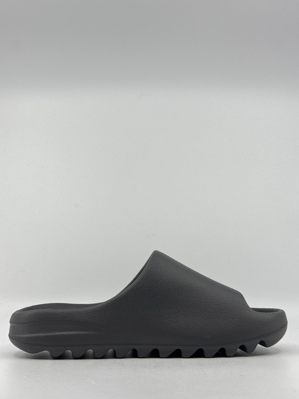 ADIDAS YEEZY SLIDE - GRANITE