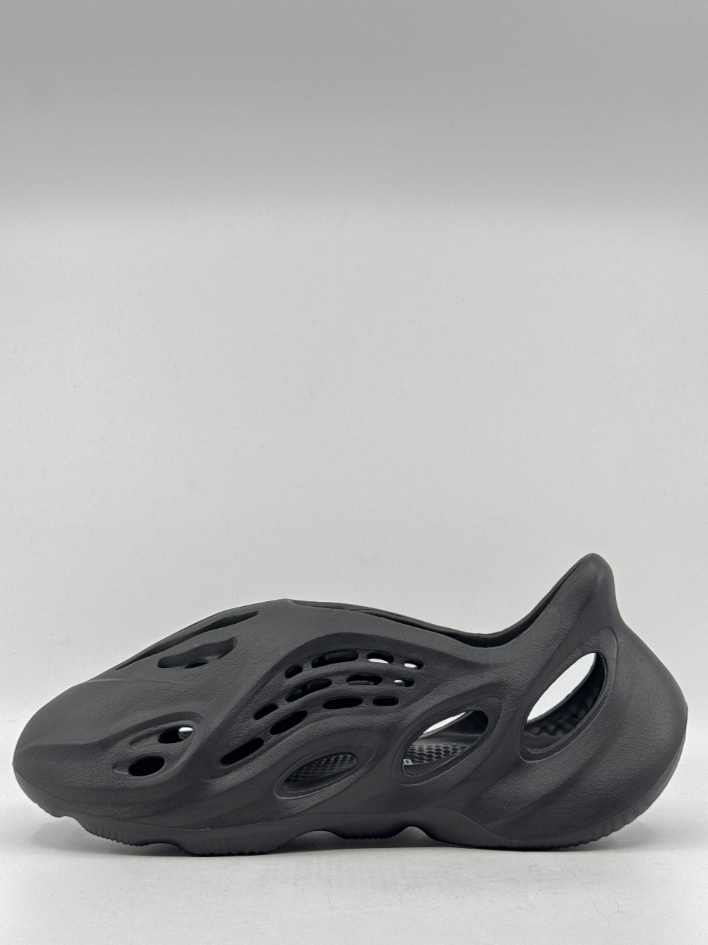 YEEZY FOAM RUNNER - ONYX