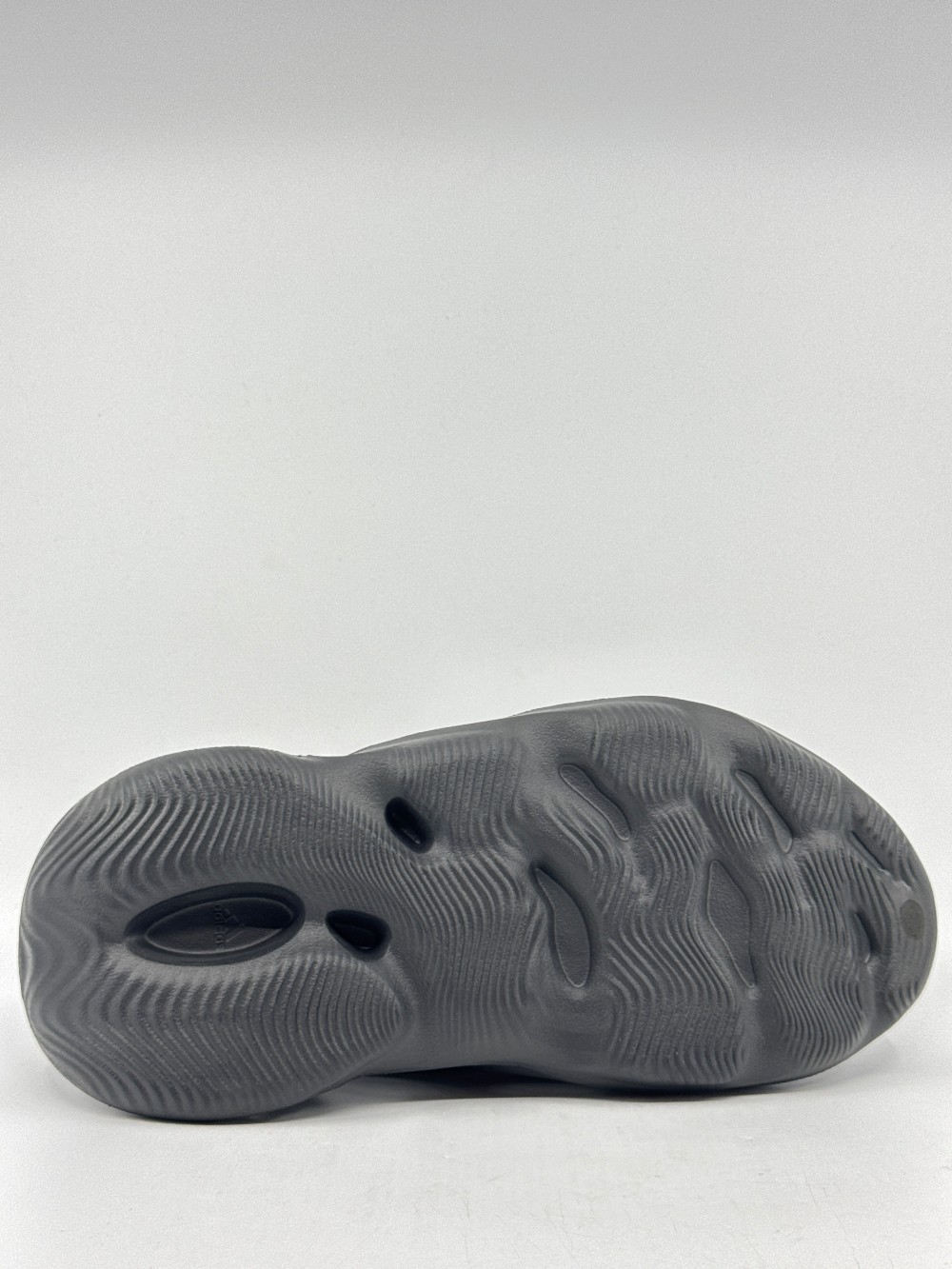 YEEZY FOAM RUNNER - ONYX