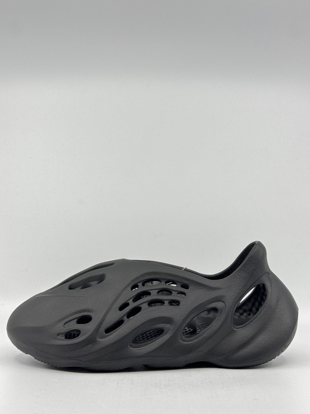 YEEZY FOAM RUNNER - ONYX