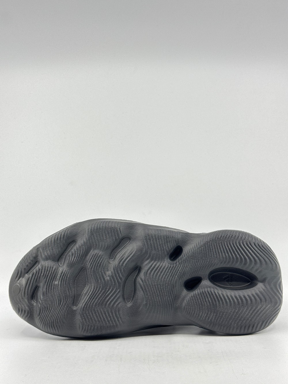 YEEZY FOAM RUNNER - ONYX