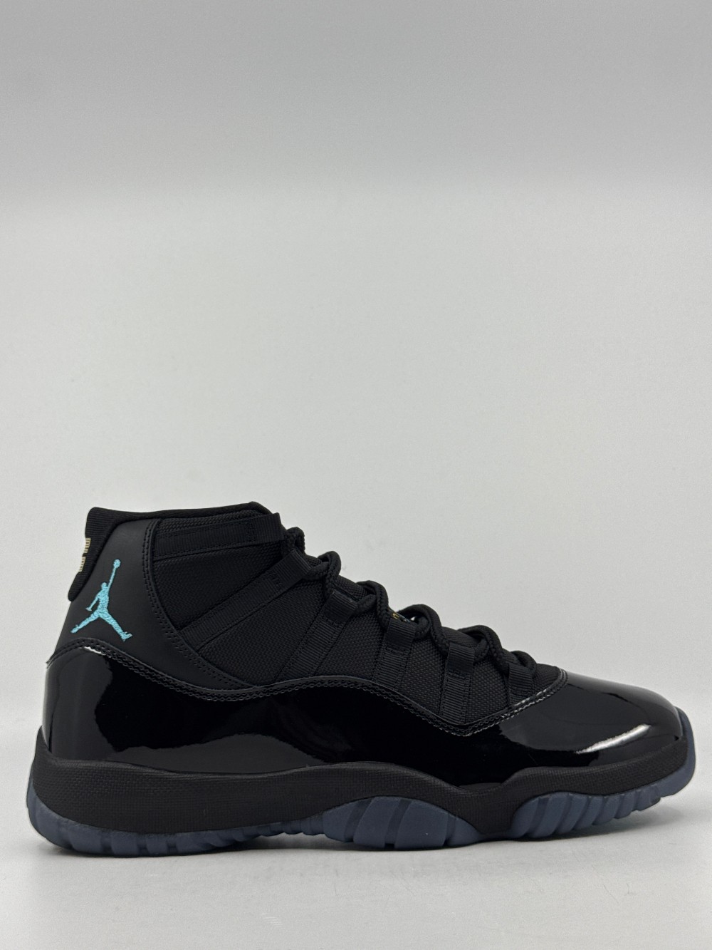 *VNDS* AJ 11 - GAMMA BLUE (2025)