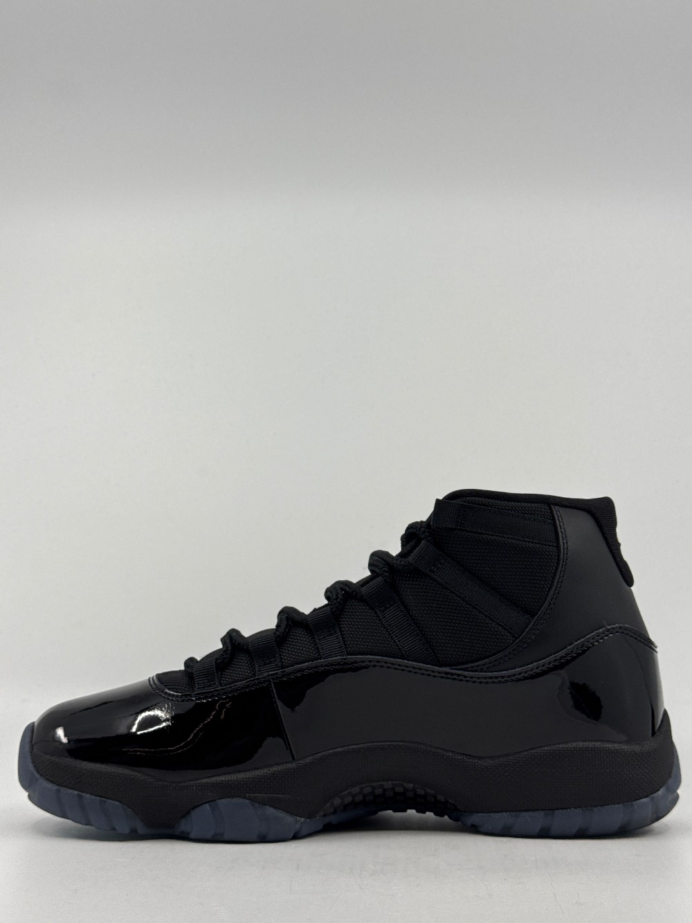 *VNDS* AJ 11 - GAMMA BLUE (2025)