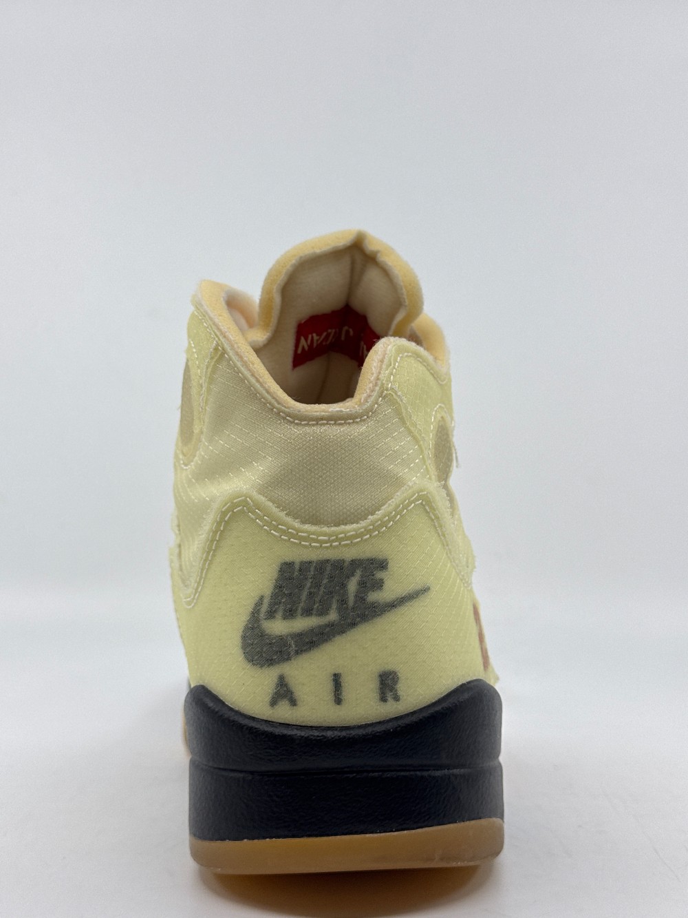 *VNDS* AJ 5 X OFF WHITE - SAIL