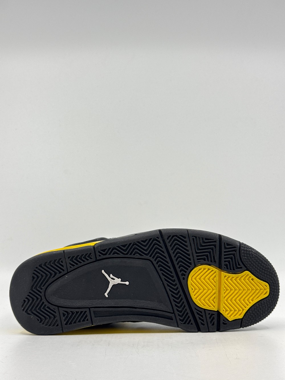 *VNDS* AJ 4 (GS) - THUNDER (2023)