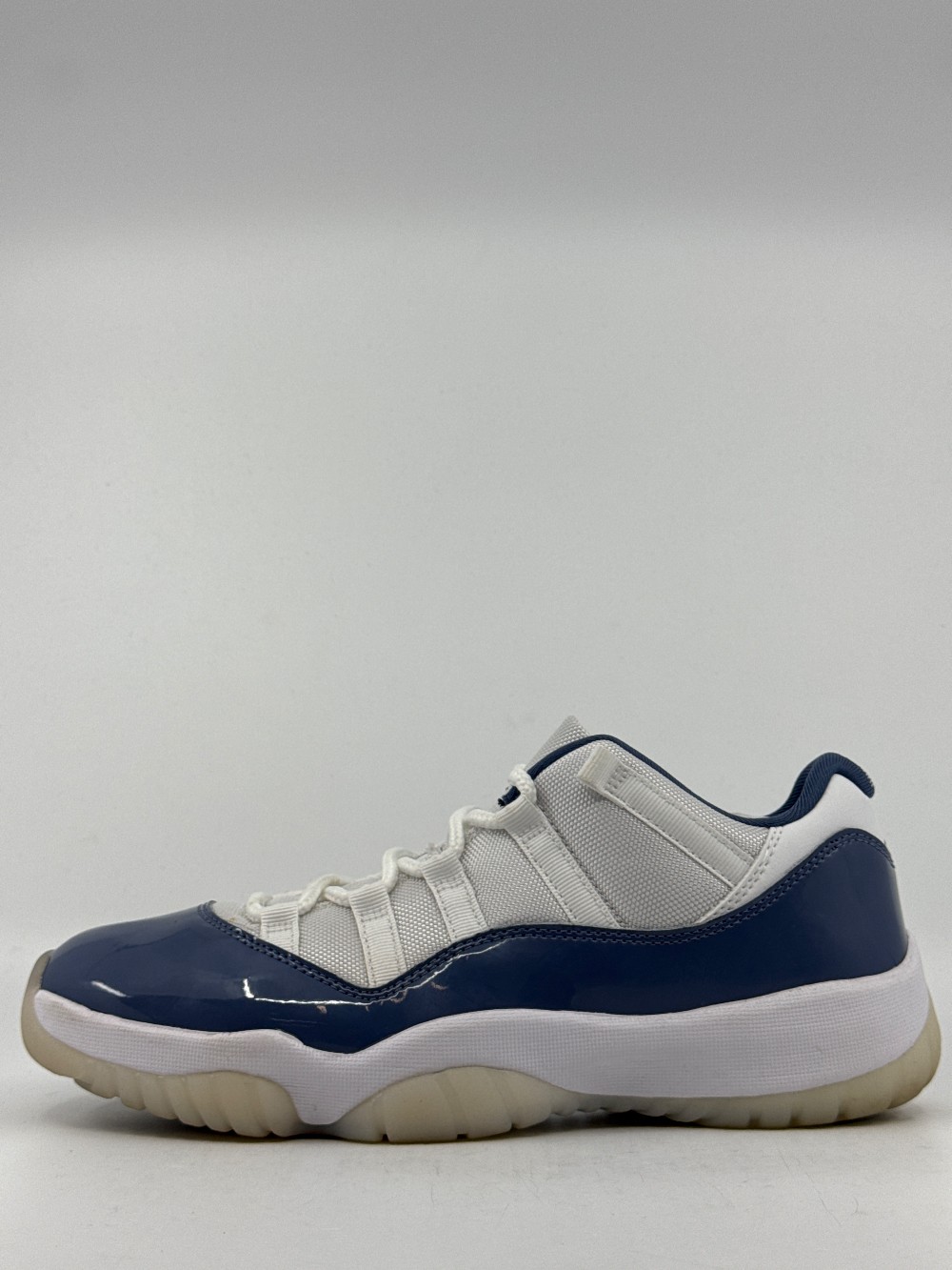 *USED* AJ 1 LOW - DIFFUSED BLUE