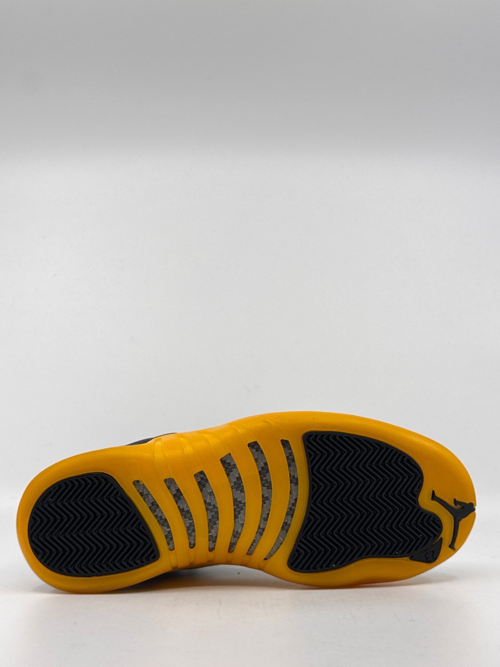 *VNDS* AJ 12 - BLACK UNIVERSITY GOLD