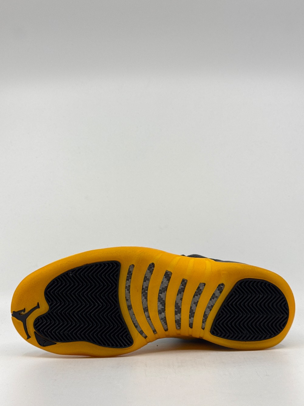 *VNDS* AJ 12 - BLACK UNIVERSITY GOLD