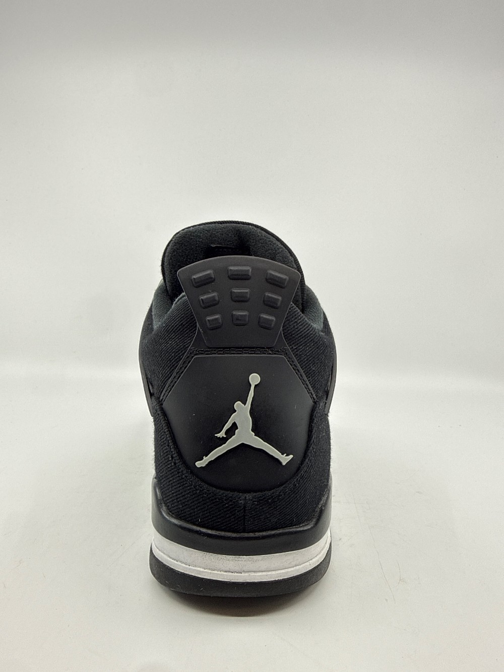 *USED* AJ 4 SE - BLACK CANVAS