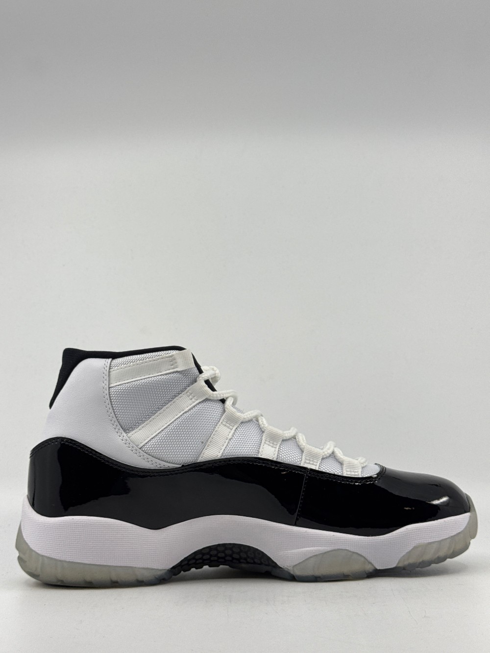 AJ 11 - CONCORD (2018)