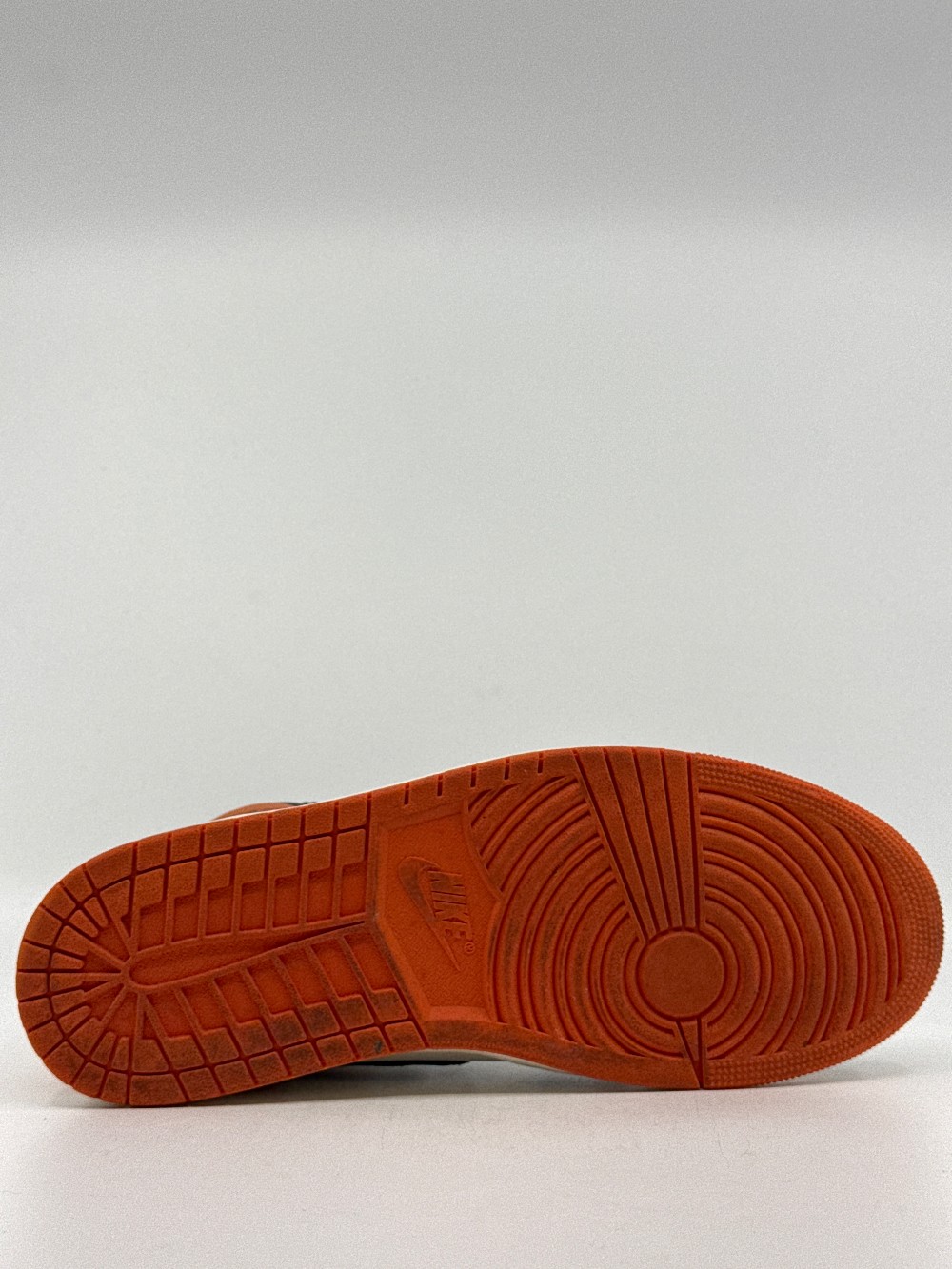 *USED/NO BOX* AJ 1 - SHATTERED BACKBOARD (2025)