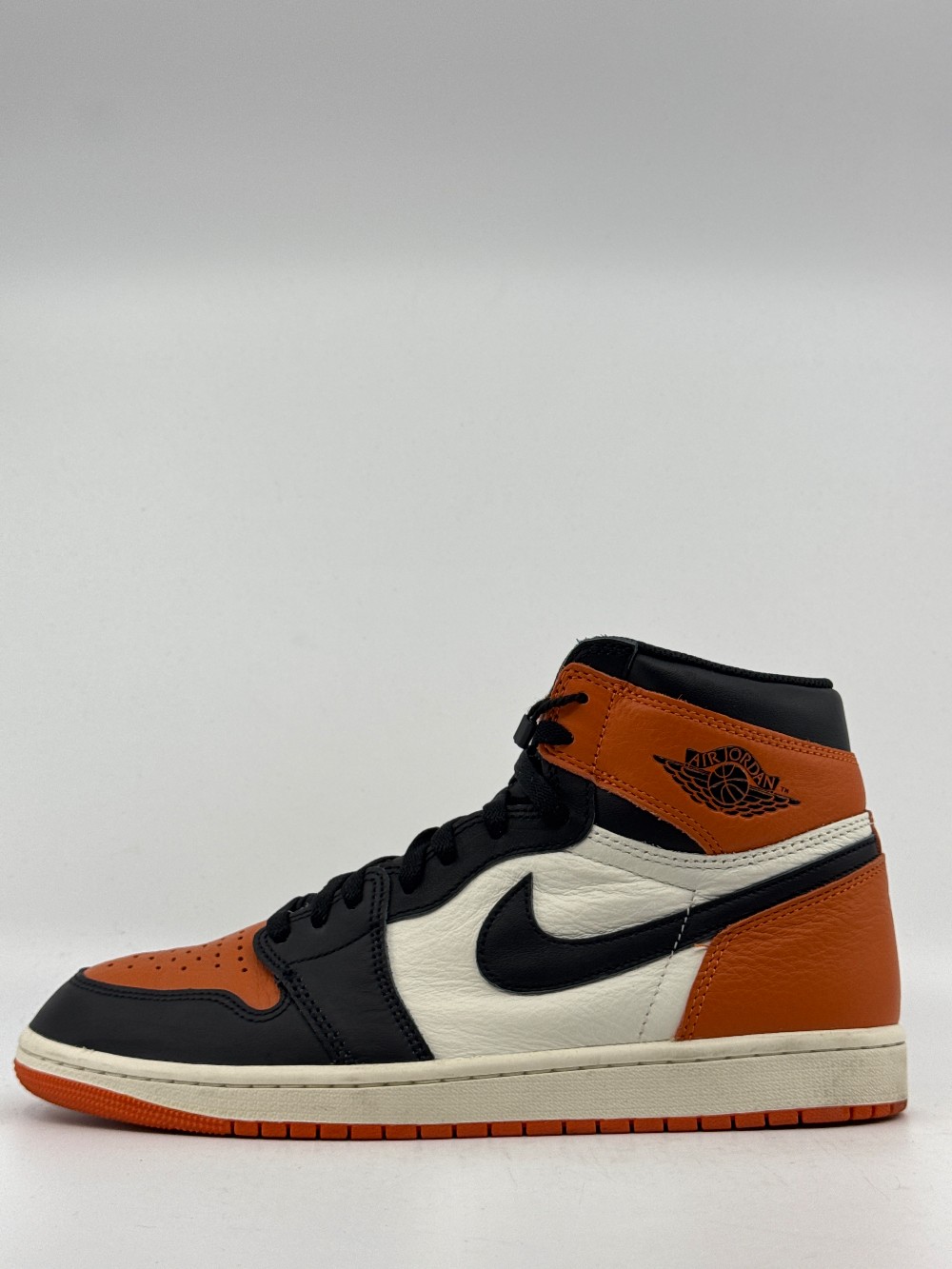 *USED/NO BOX* AJ 1 - SHATTERED BACKBOARD (2025)