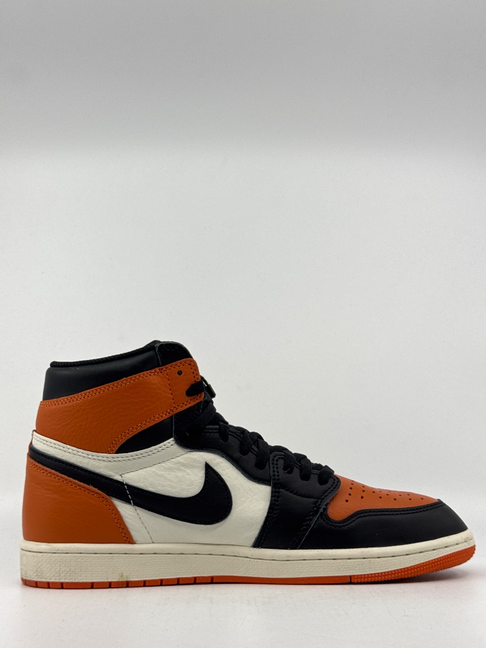 *USED/NO BOX* AJ 1 - SHATTERED BACKBOARD (2025)