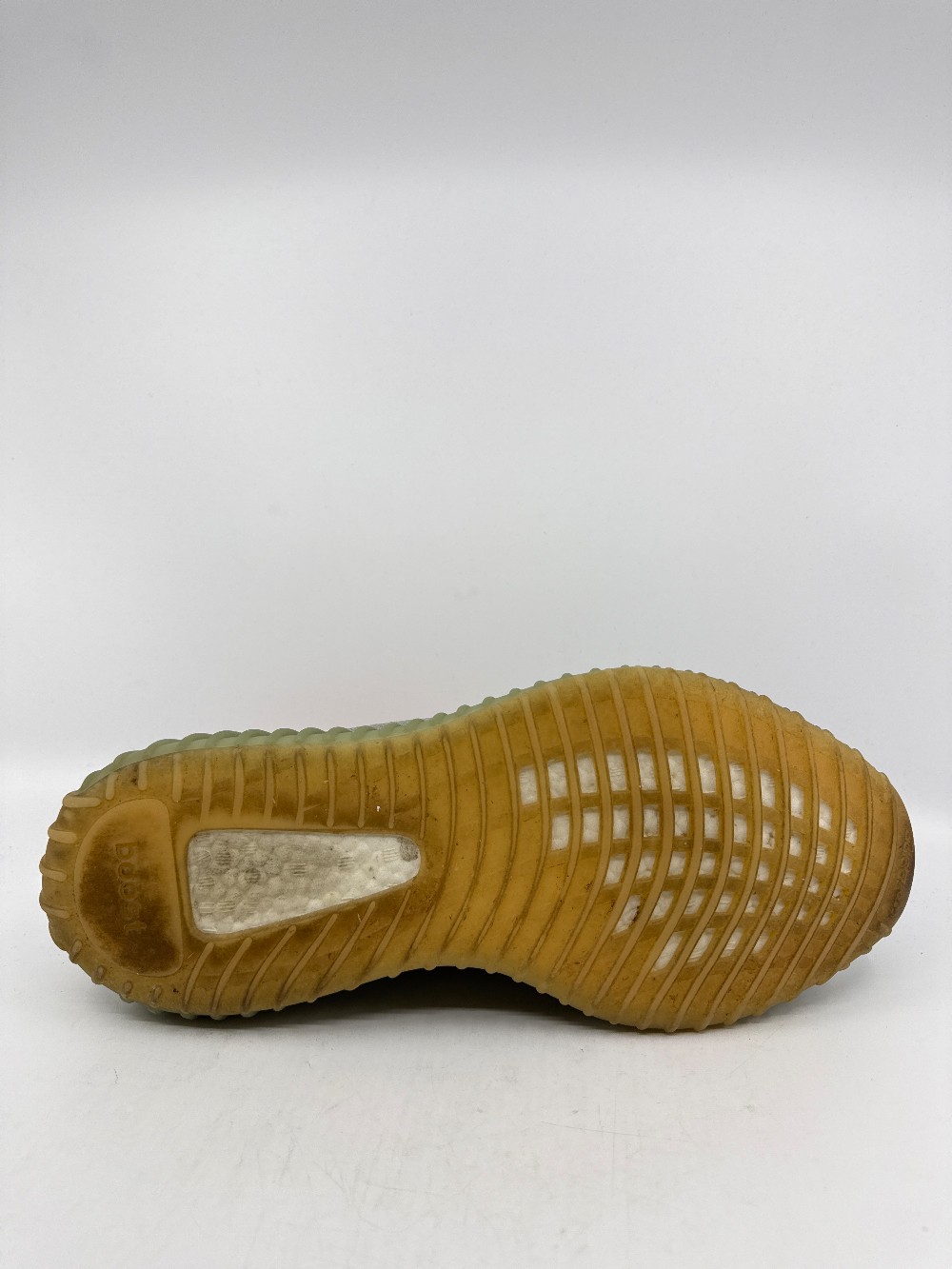 *USED* YEEZY BOOST 350 V2 - DESERT SAGE