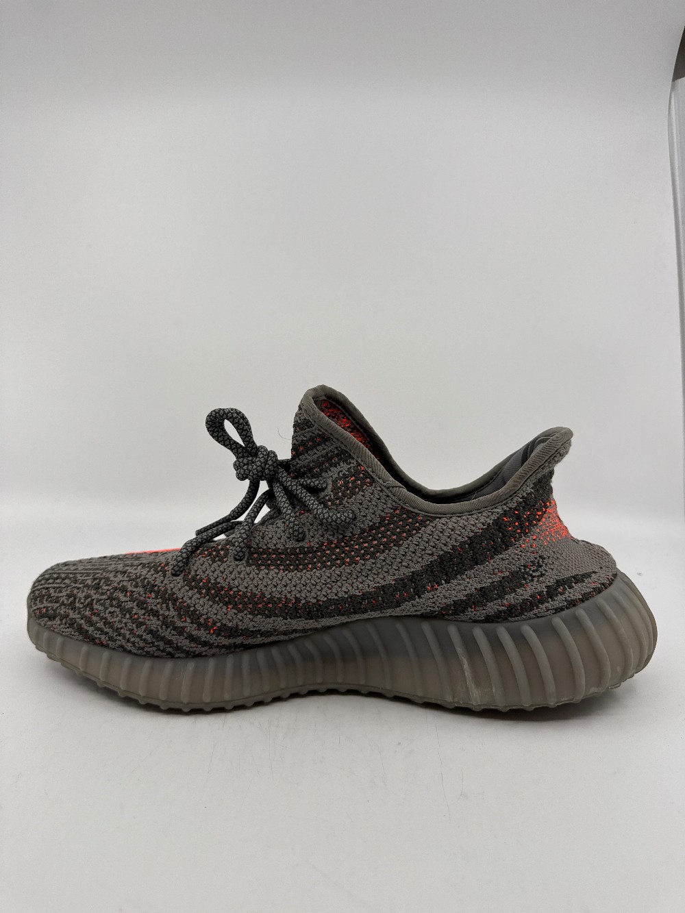 *USED* YEEZY BOOST V2 - BELUGA REFLECTIVE