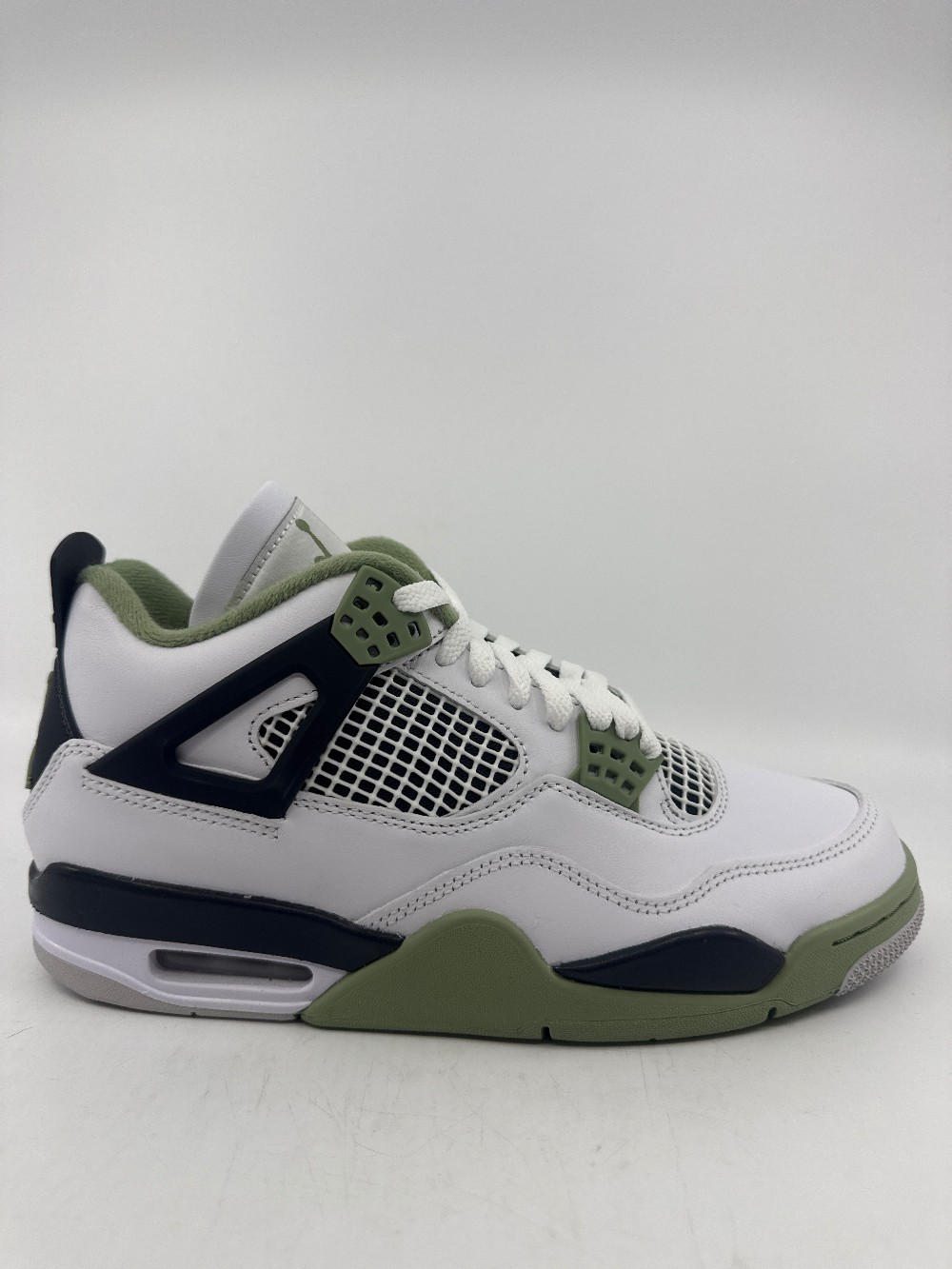 AJ 4 (W) - SEAFOAM