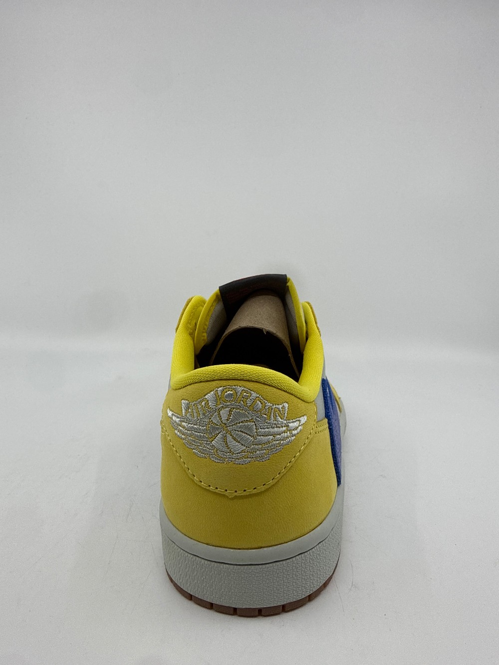 AJ 1 LOW X TRAVIS SCOTT (W) - CANARY
