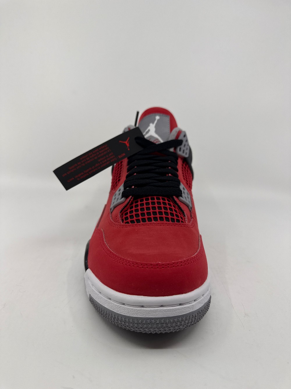 AJ 4 - TORO BRAVO (2026)