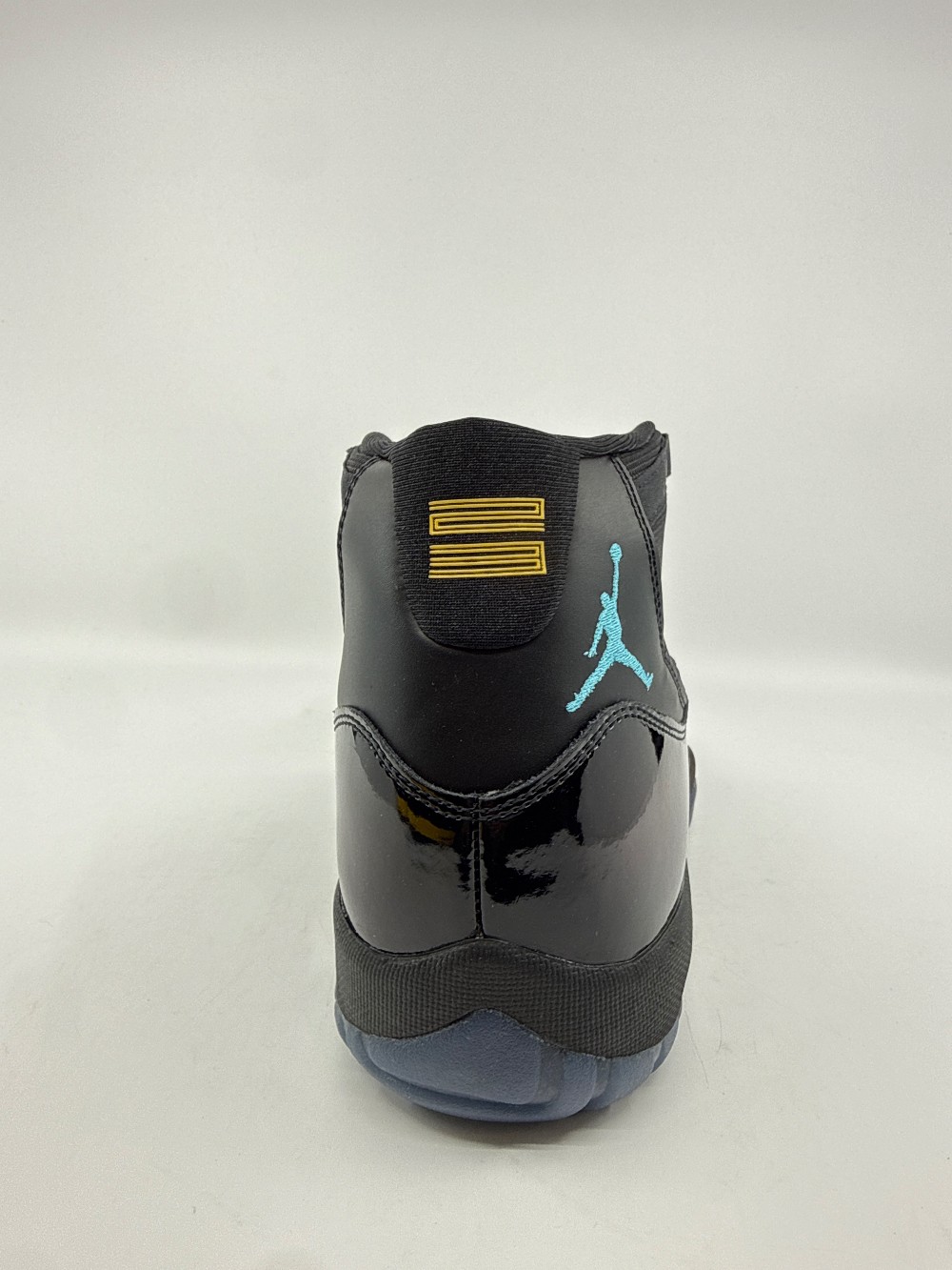 AJ 11 - GAMMA BLUE (2025)