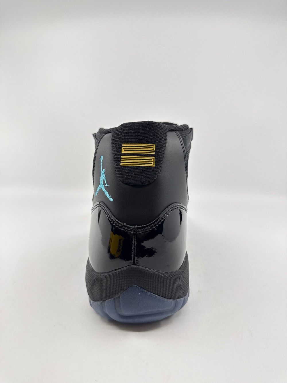 AJ 11 - GAMMA BLUE (2025)