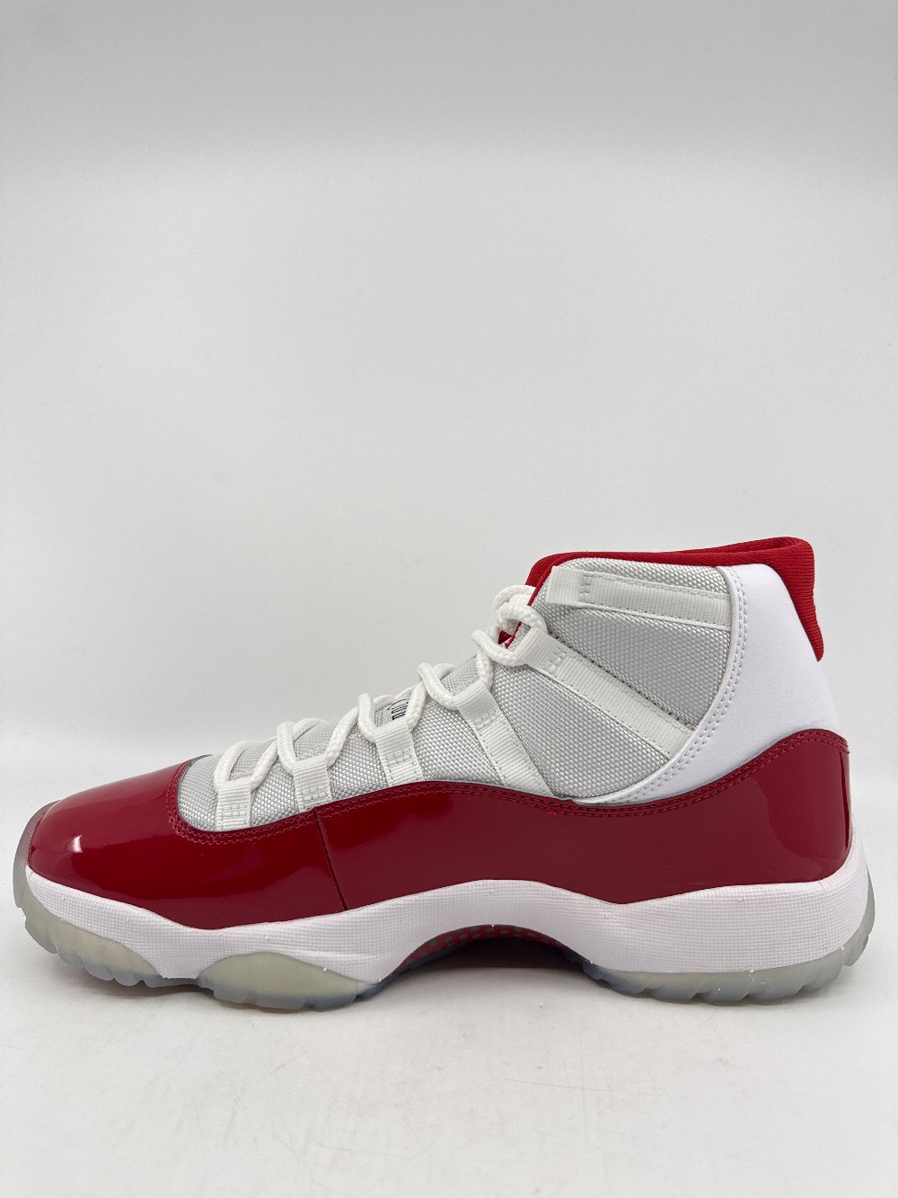 AJ 11 - CHERRY (2022)