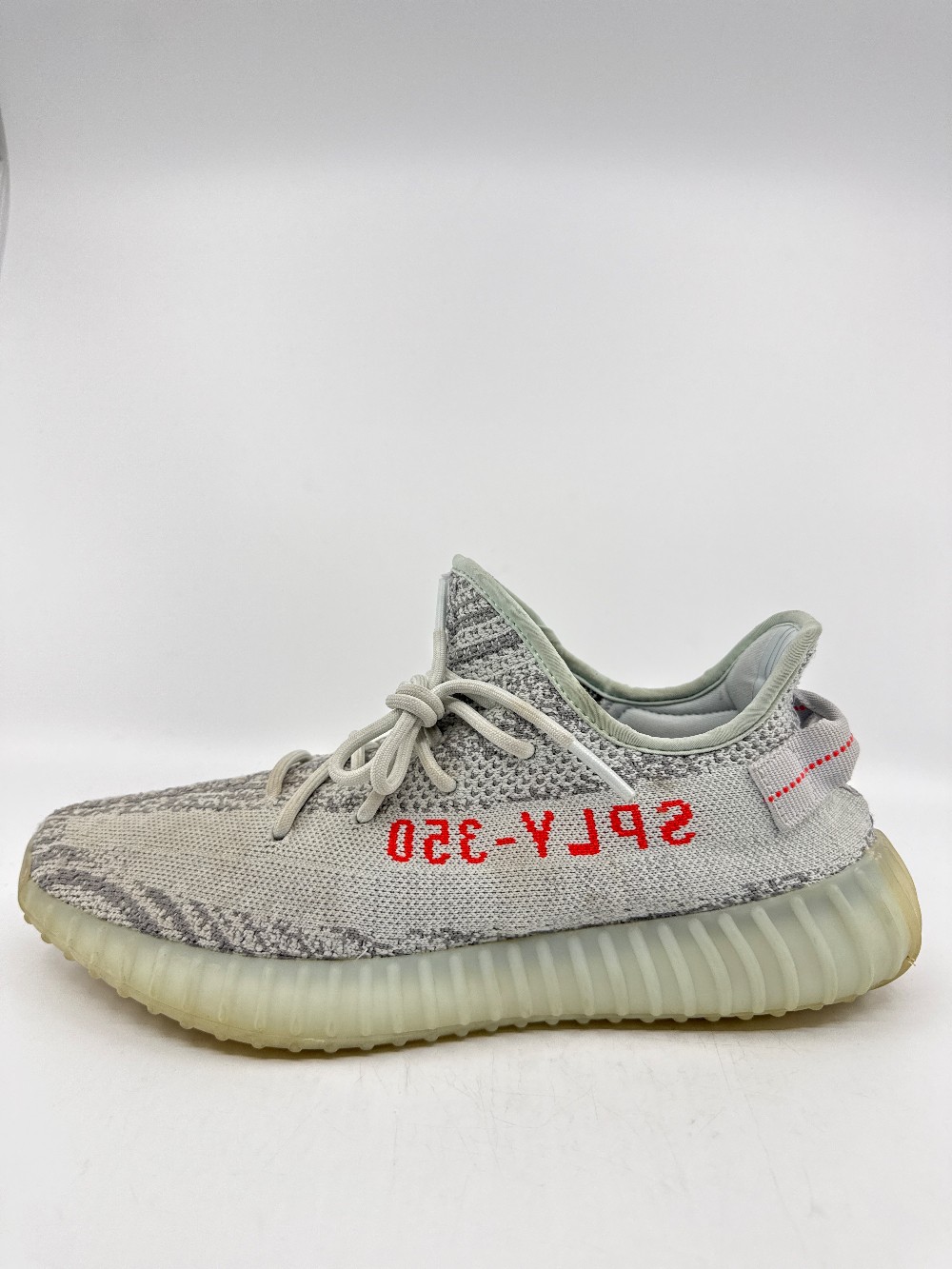 *USED* YEEZY 350 BOOST V2 - BLUE TINT