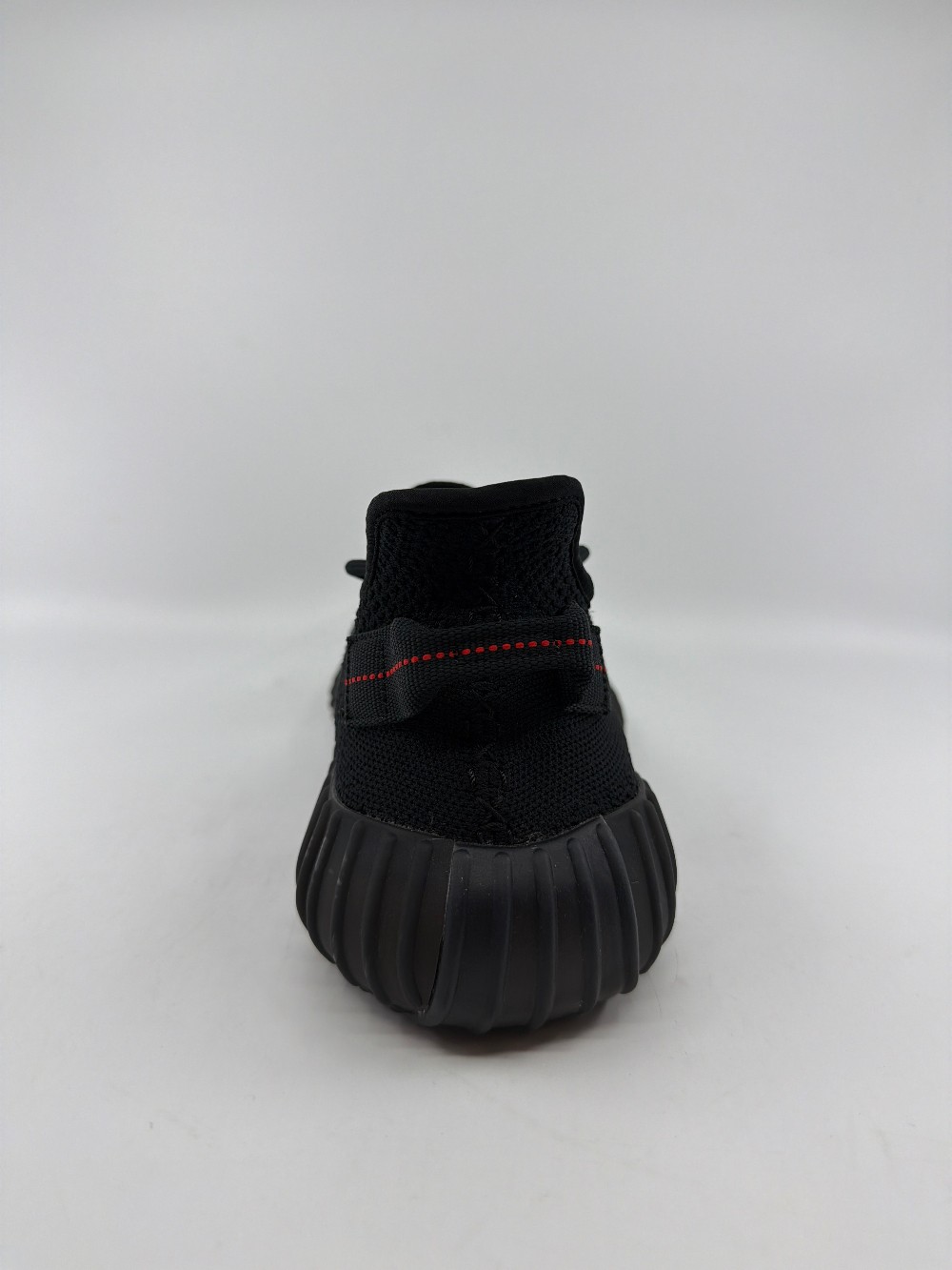 *USED* YEEZY 350 V2 - BLACK RED