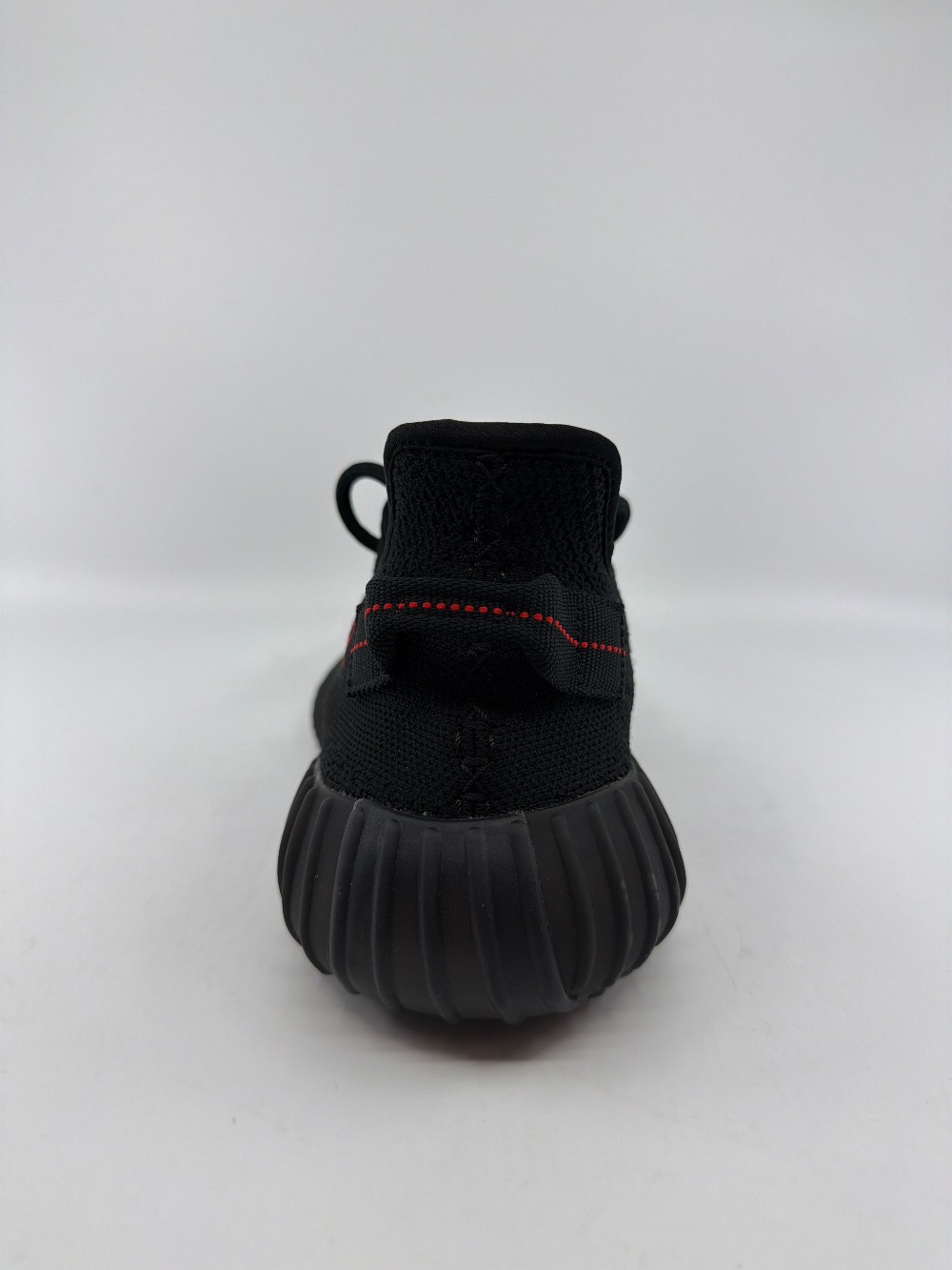 *USED* YEEZY 350 V2 - BLACK RED