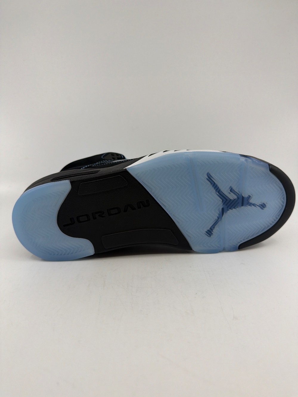 AJ 5 - BLACK UNIVERSITY BLUE (2026)