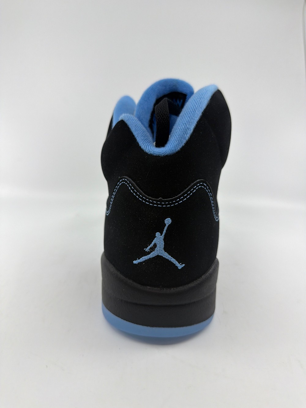 AJ 5 - BLACK UNIVERSITY BLUE (2026)