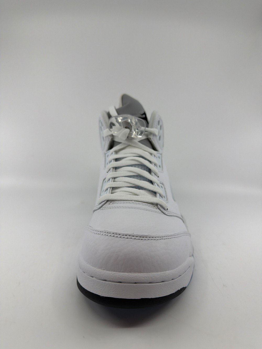 AJ 5 - WHITE METALLIC (2026)