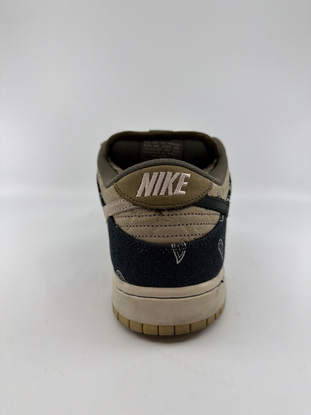*USED/NO BOX* NIKE SB DUNK LOW - TRAVIS SCOTT