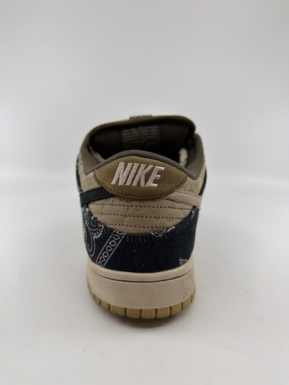 *USED/NO BOX* NIKE SB DUNK LOW - TRAVIS SCOTT