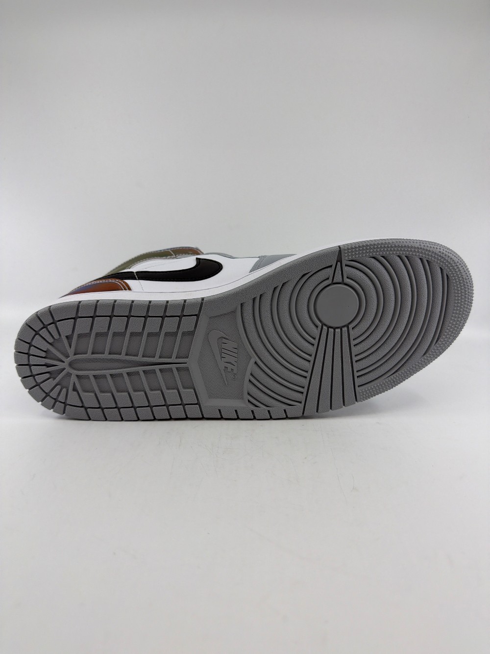 AJ 1 MID - MULTI-COLOR WHITE WOLF GREY
