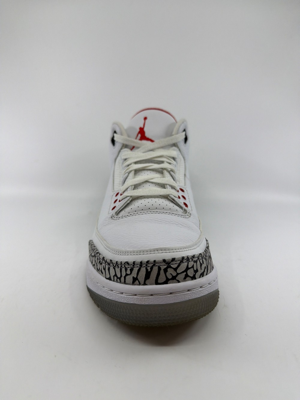 *USED* AJ 3 - FREE THROW LINE WHITE CEMENT
