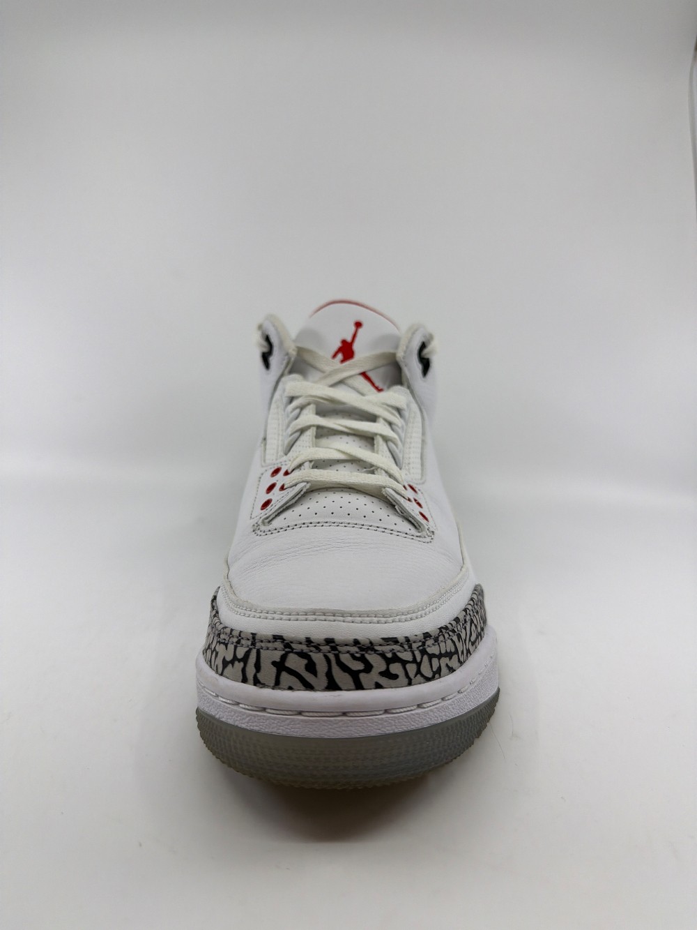 *USED* AJ 3 - FREE THROW LINE WHITE CEMENT
